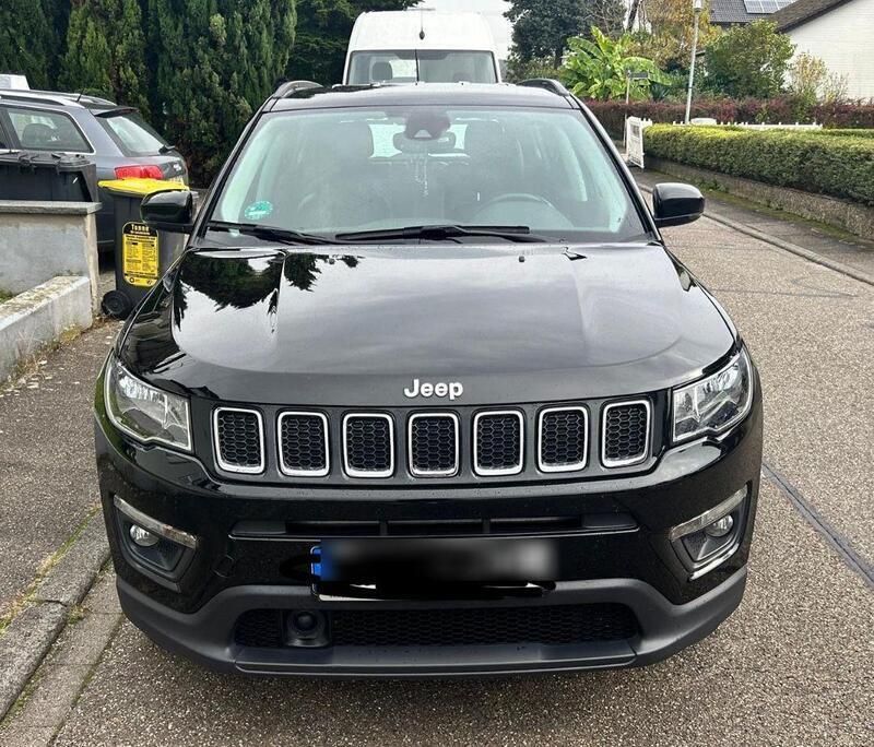 Schwarz Gebraucht 2020 Jeep Compass Longitude SUV | 15.900 € (Superpreis) - Bild 1/4