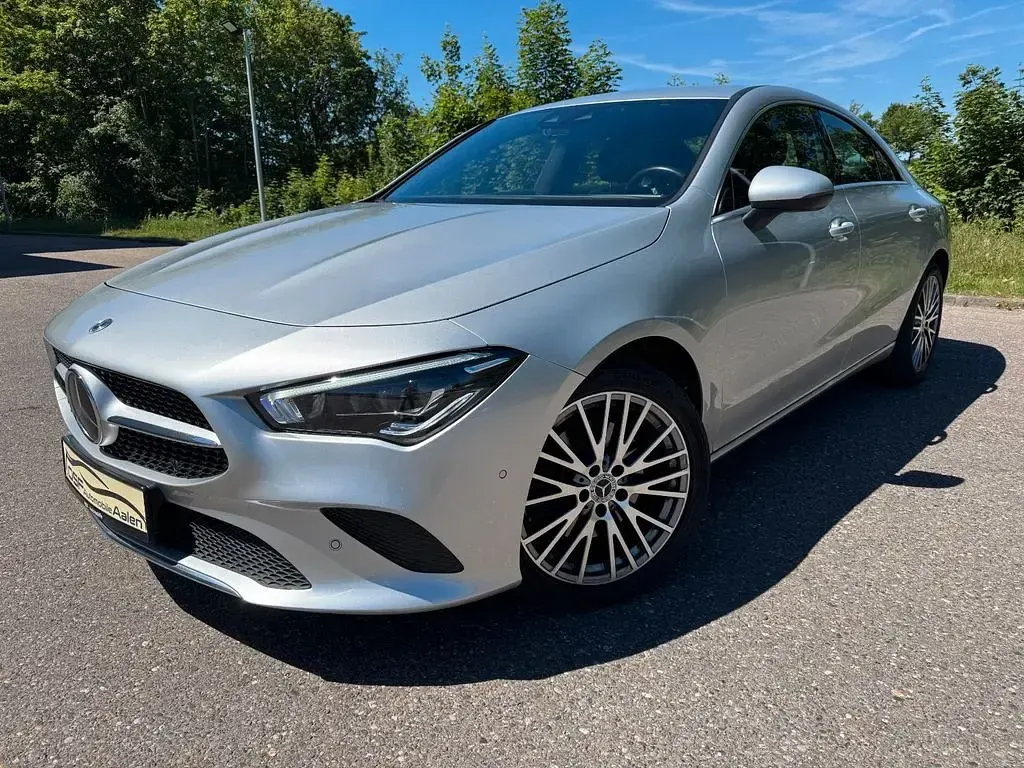 Gebraucht Mercedes CLA220 190 PS (139 kW) 2022 Silber Coupé