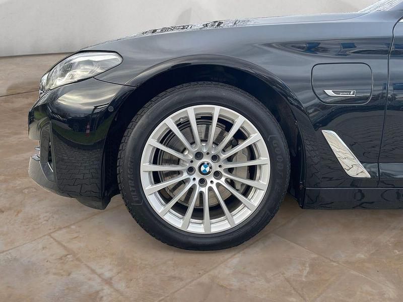 Gebraucht BMW 530 292 PS (214 kW) 2022 Schwarz Kombi