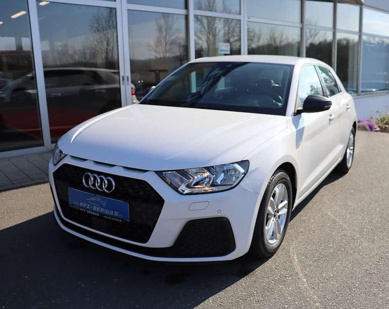 Gebraucht Audi A1 Basis 110 PS (80 kW) 2021 Cortinaweiß SUV