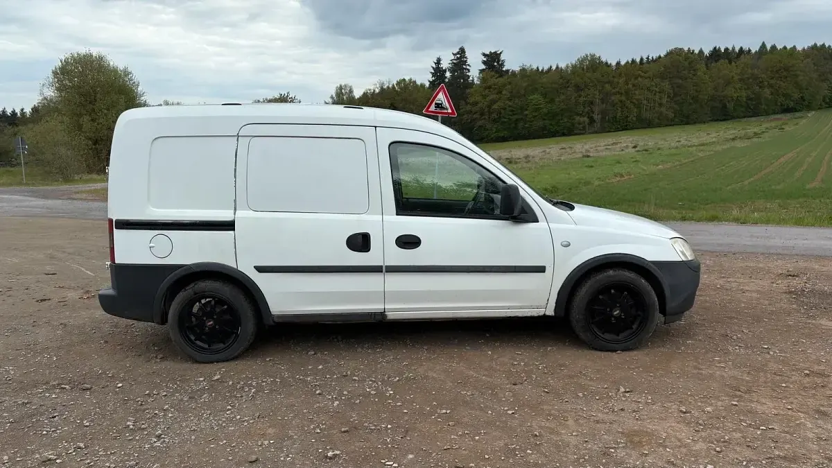 Gebraucht Opel Combo 69 PS (50 kW) 2006 Weiß Van / Kleinbus