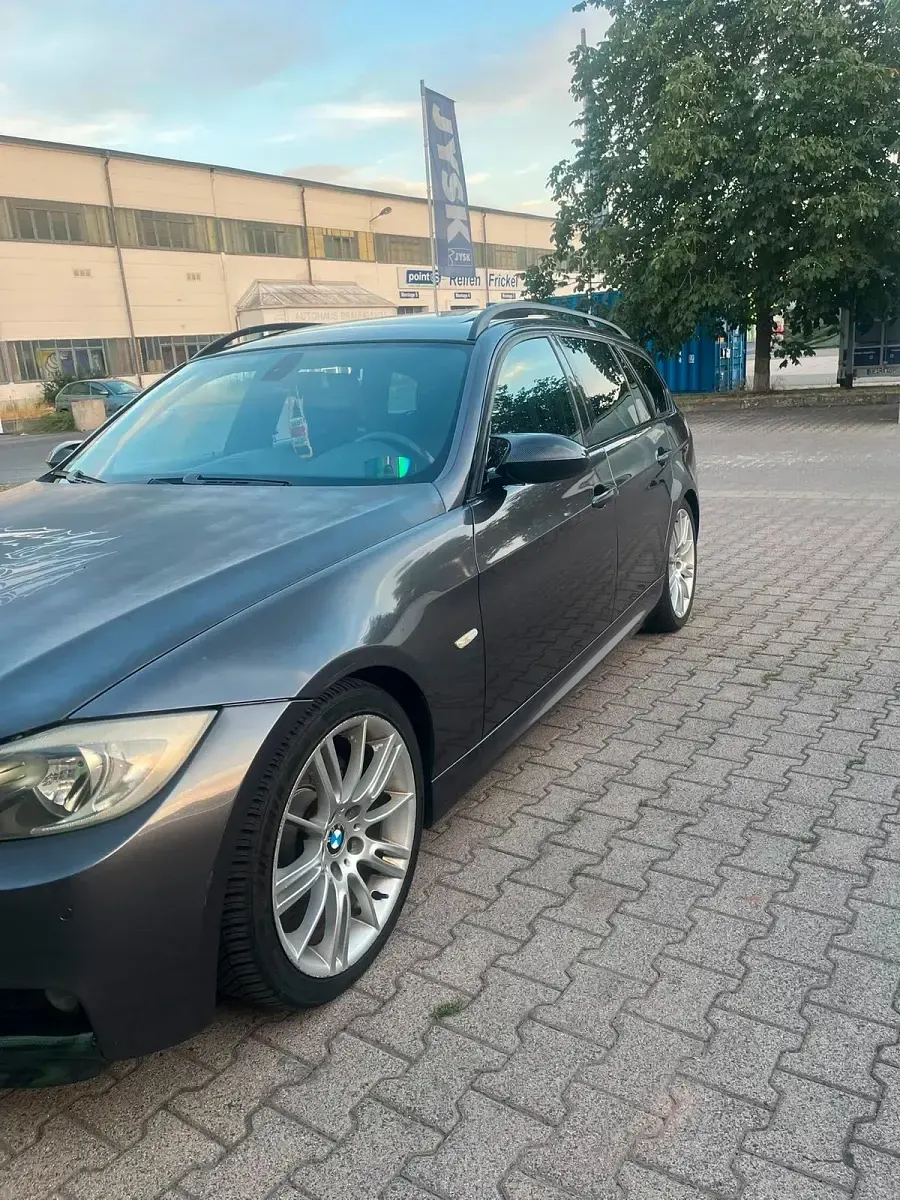Gebraucht BMW 320 M Sport 177 PS (130 kW) 2008 Grau Kombi