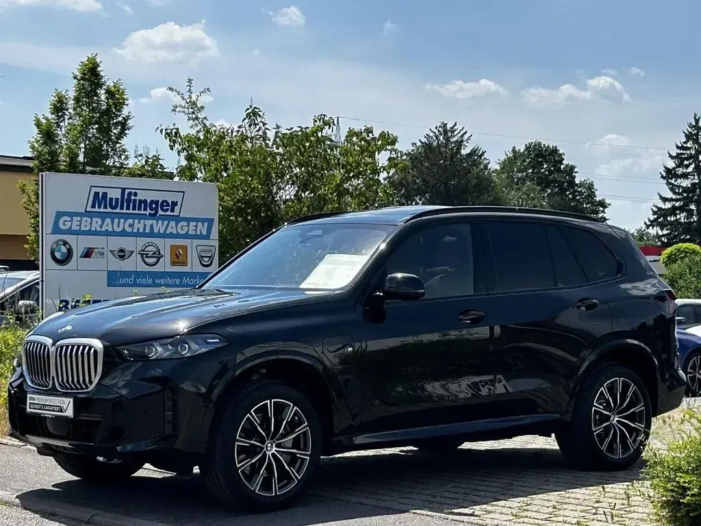 Gebraucht BMW X5 M Sport 489 PS (359 kW) 2025 Black sapphire SUV