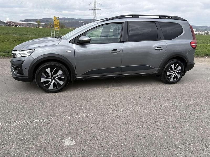 Gebraucht Dacia Jogger Expression 101 PS (74 kW) 2023 Schiefergrau Van / Kleinbus