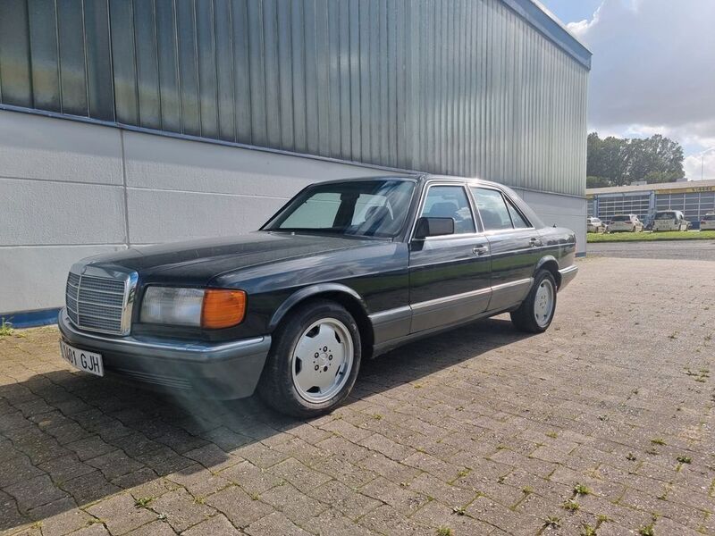 Schwarz Gebraucht 1986 Mercedes 300 AMG Limousine | 8.790 € - Bild 1/4