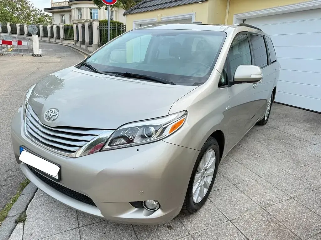 Gebraucht Toyota Sienna Limited 266 PS (195 kW) 2016 Beige Van / Kleinbus
