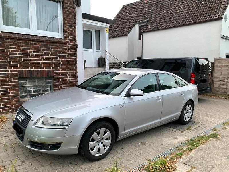 Silber Gebraucht 2006 Audi A6 Limousine | 3.500 € (Guter Preis) - Bild 1/4