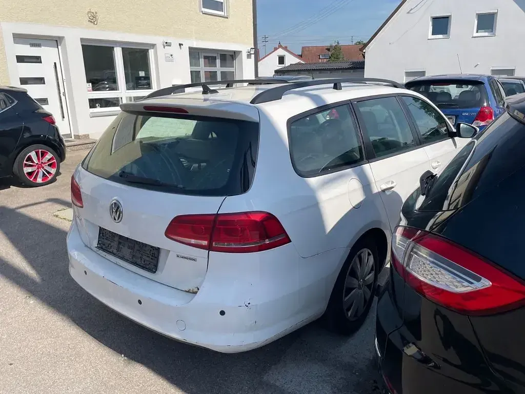 Gebraucht VW Passat 105 PS (77 kW) 2014 Weiß Limousine