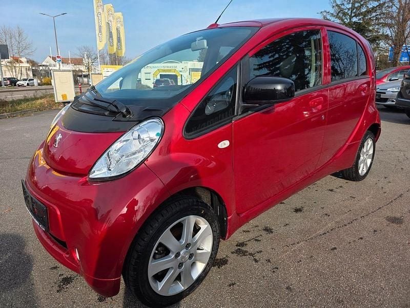 Gebraucht Peugeot iON 49 kW (67 PS) 2018 Rot Kleinwagen