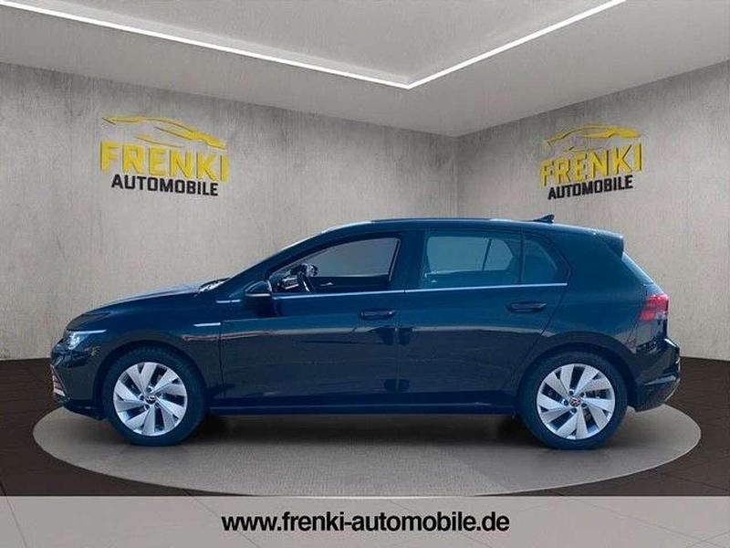 Gebraucht VW Golf VIII Style 150 PS (110 kW) 2022 Schwarz Limousine
