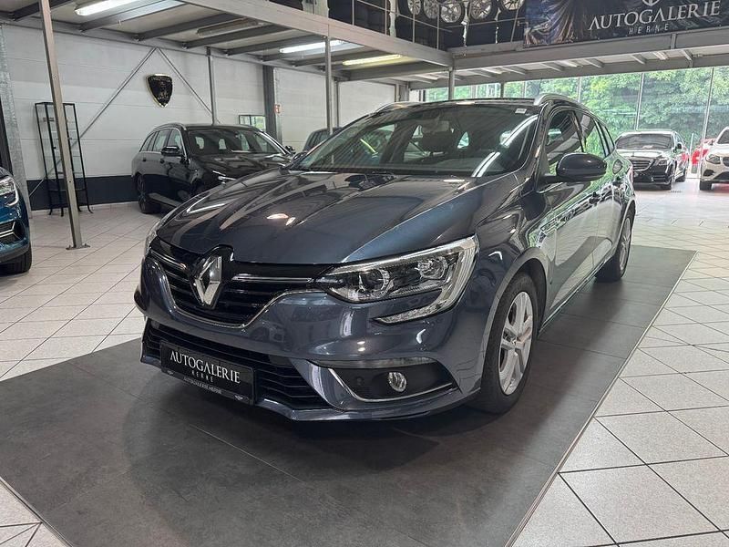 Grau Gebraucht 2020 Renault Mégane IV Business Limousine | 15.950 € (Fairer Preis) - Bild 1/4