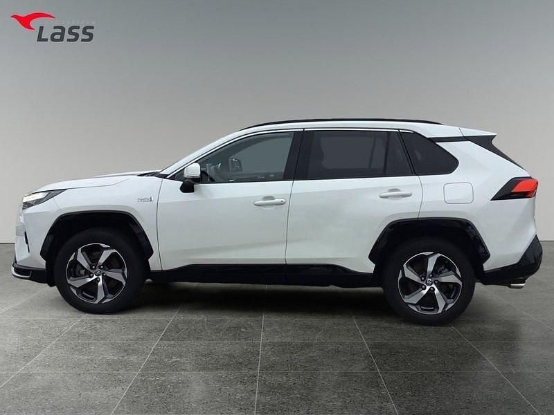 Gebraucht Toyota RAV4 186 PS (136 kW) 2022 White pearl cs SUV