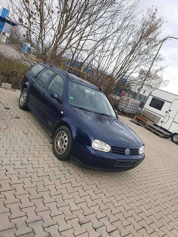 Gebraucht VW Golf IV 101 PS (74 kW) 2001 Blau Kombi