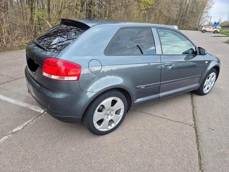 Gebraucht Audi A3 S-Line 2006 Grau Kleinwagen