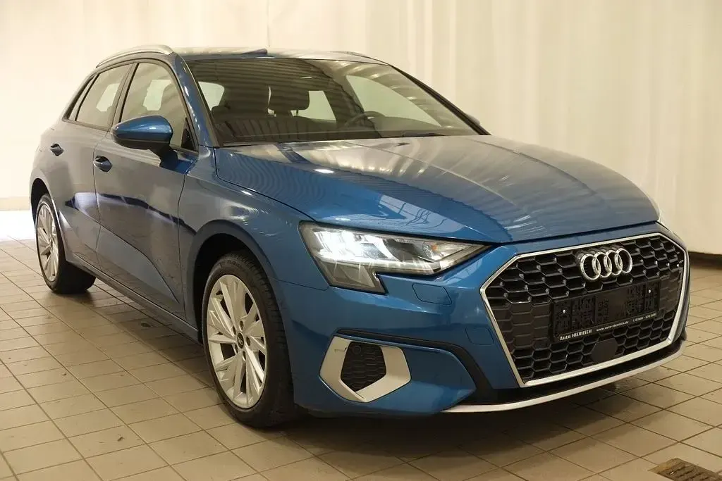 Gebraucht Audi A3 Advanced 150 PS (110 kW) 2022 Blau Limousine