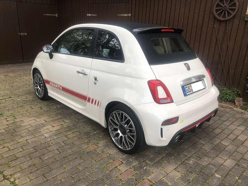 Gebraucht Fiat 500 Abarth 145 PS (106 kW) 2018 Weiß Cabrio