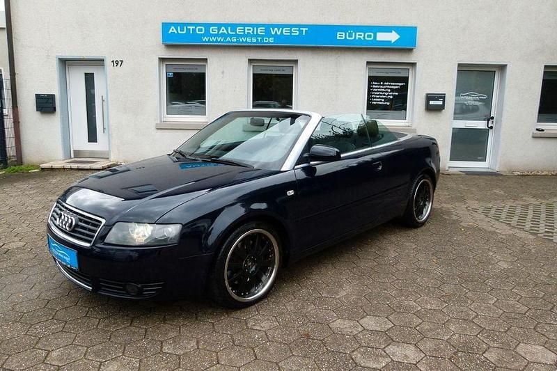 Blau Gebraucht 2005 Audi A4 Cabriolet Sport Cabrio | 5.990 € (Fairer Preis) - Bild 1/4