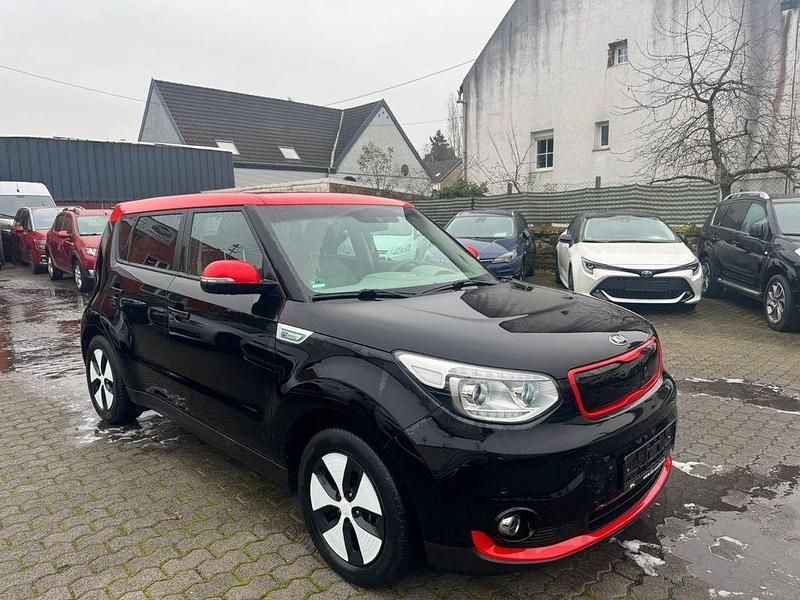 Schwarz Gebraucht 2016 Kia Soul EV SUV | 7.980 € (Fairer Preis) - Bild 1/4