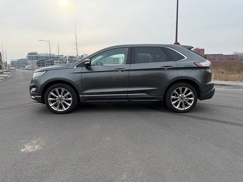 Gebraucht Ford Edge Vignale 209 PS (153 kW) 2018 Grau SUV