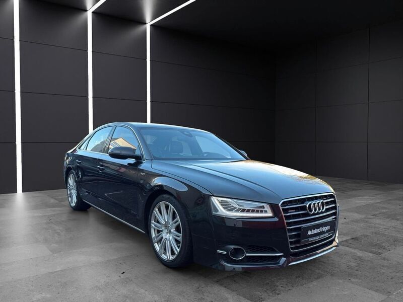 Schwarz Gebraucht 2014 Audi A8 Sport Limousine | 27.999 € (Etwas zu teuer) - Bild 1/4