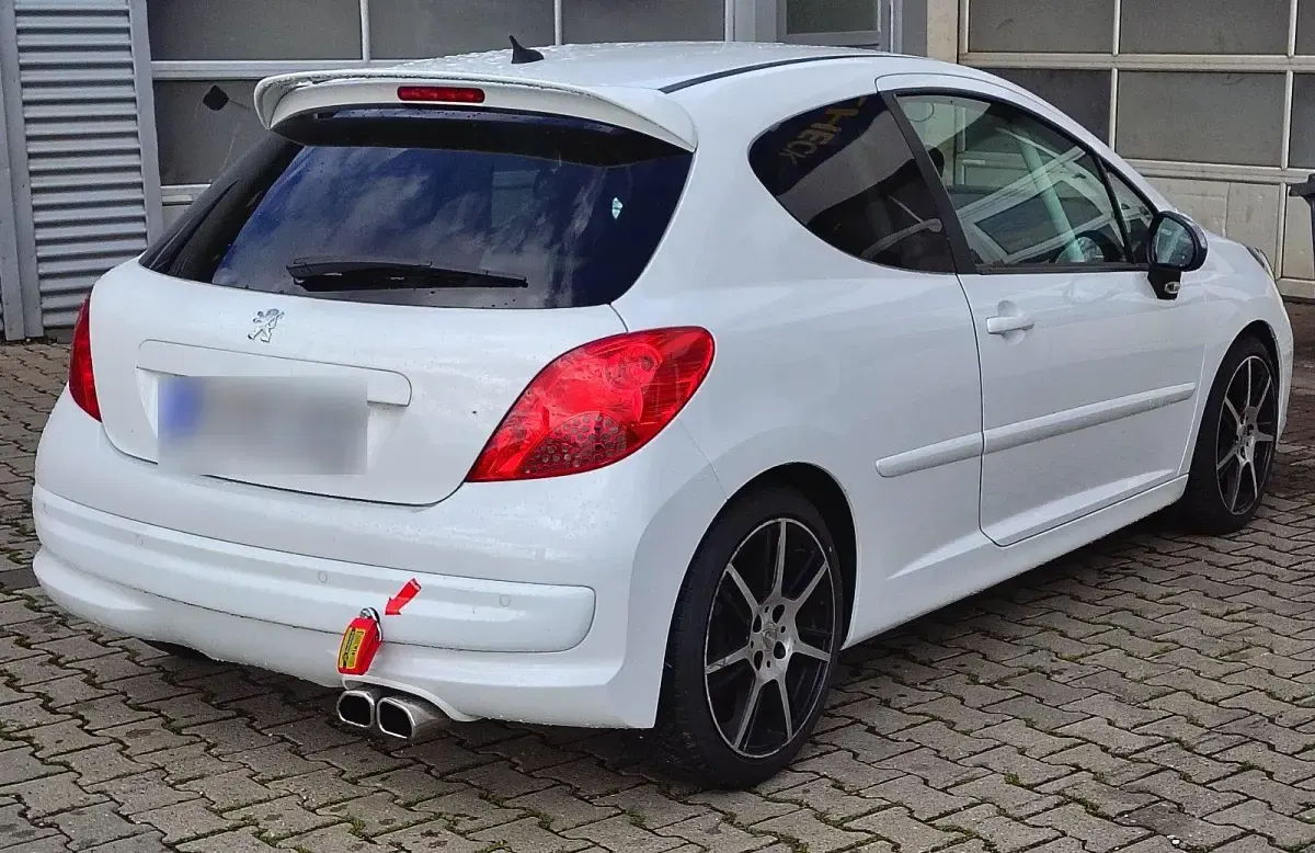 Gebraucht Peugeot 207 GTi 180 PS (132 kW) 2008 Kleinwagen