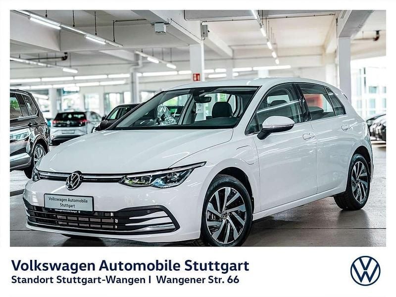 Pure white Gebraucht 2022 VW Golf VIII Style Limousine | 24.730 € (Guter Preis) - Bild 1/4