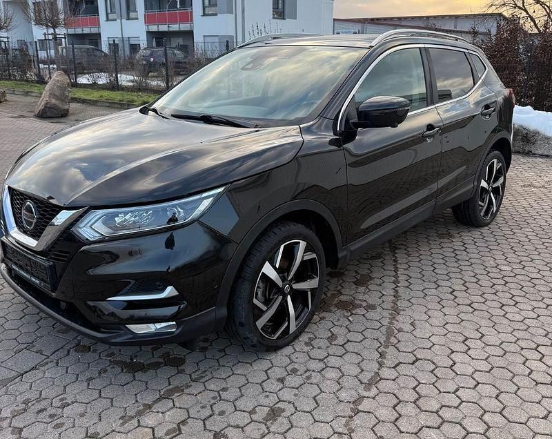 Gebraucht Nissan Qashqai Tekna 150 PS (110 kW) 2020 Schwarz SUV