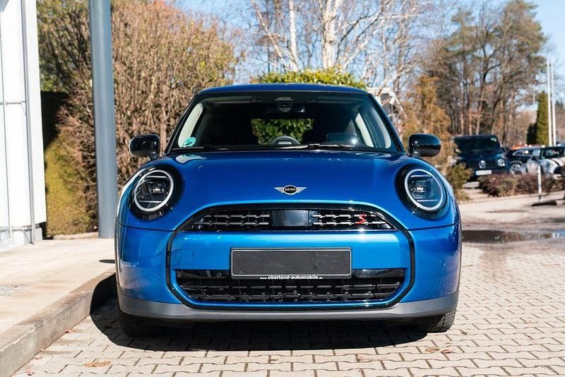 Gebraucht Mini Cooper S Essential 204 PS (150 kW) 2025 Blau Kleinwagen