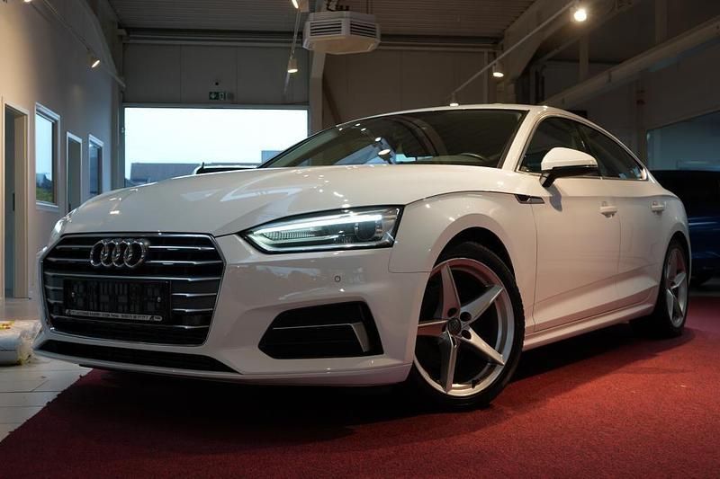 Gebraucht Audi A5 Sport 190 PS (139 kW) 2019 Weiß Coupé