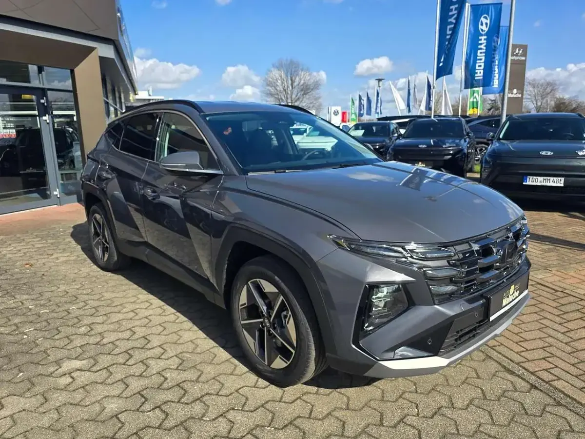 Neu Hyundai Tucson Trend 160 PS (117 kW) 2026 Ecotronic grey / mic SUV
