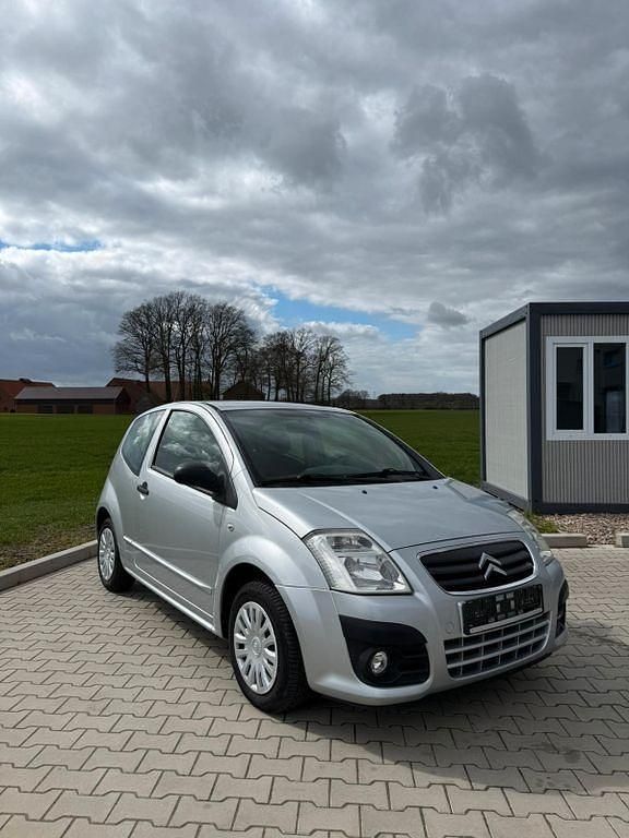 Gebraucht Citroën C2 Tonic 73 PS (53 kW) 2008 Grau Kleinwagen