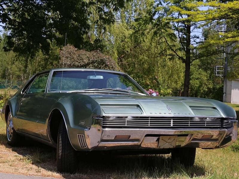 Gebraucht Oldsmobile Toronado 272 PS (200 kW) 1966 Grün Coupé