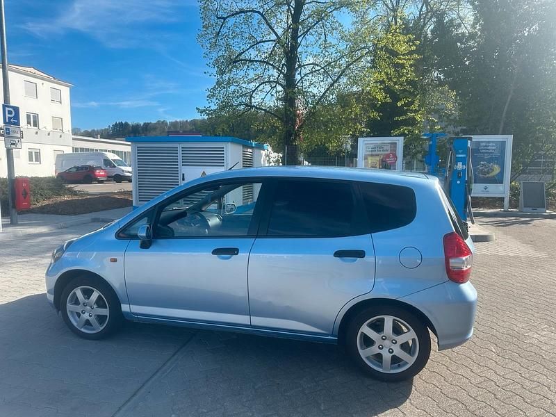 Gebraucht Honda Jazz 83 PS (61 kW) 2002 Blau Kleinwagen