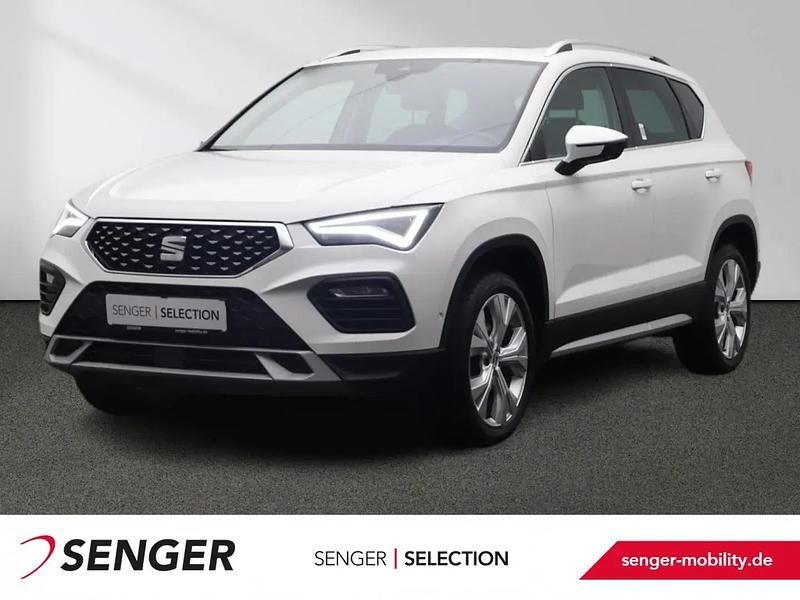 Bila weiß Gebraucht 2022 Seat Ateca Xperience SUV | 26.880 € (Etwas zu teuer) - Bild 1/1