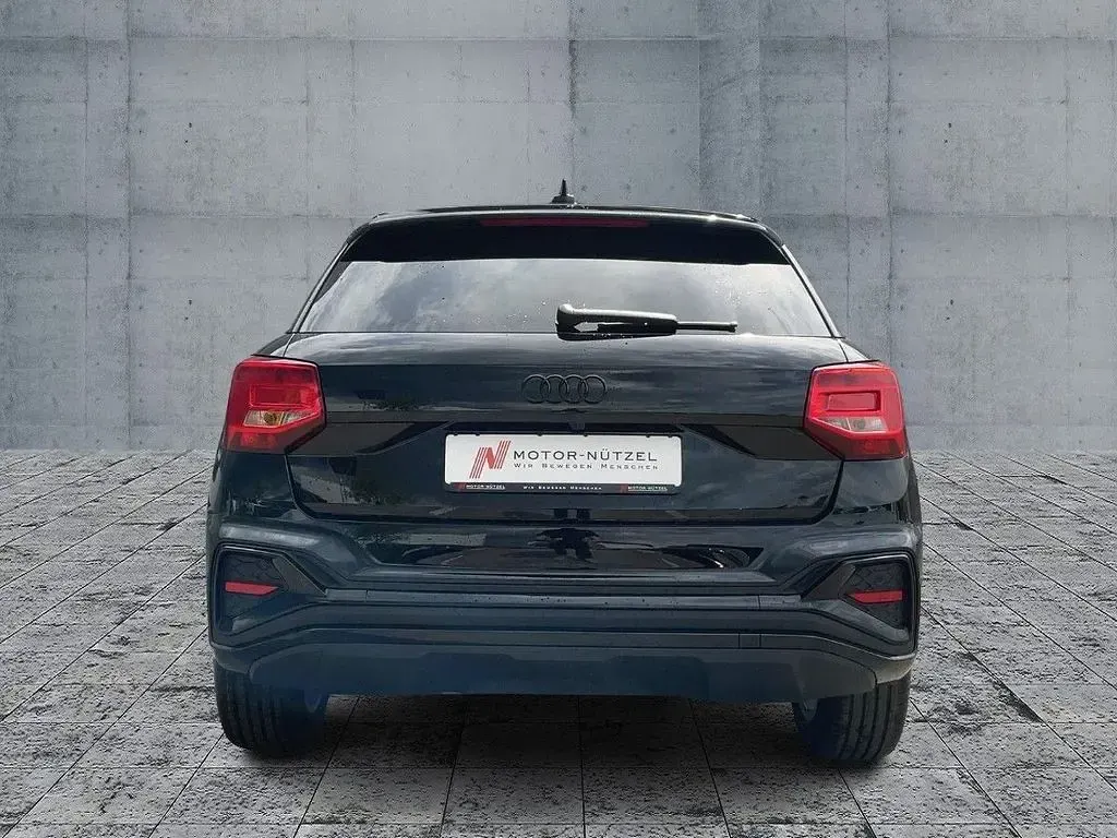 Neu Audi Q2 S-Line 150 PS (110 kW) 2026 Schwarz SUV