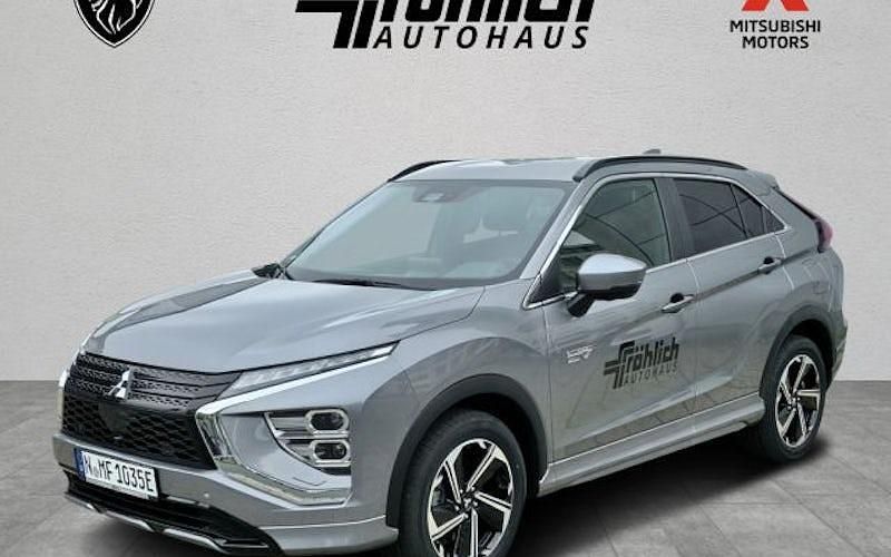 Platinumgrau metallic Gebraucht 2024 Mitsubishi Eclipse Cross Plus SUV | 34.990 € - Bild 1/4