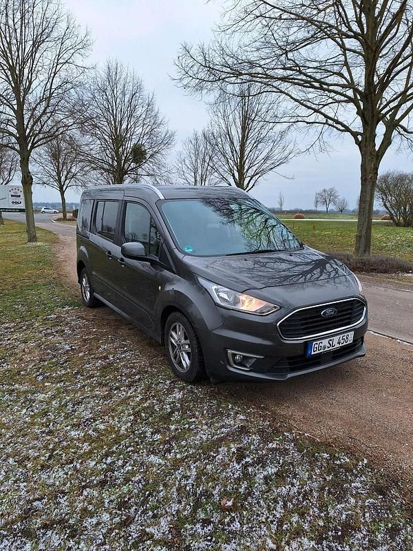 Grau Gebraucht 2019 Ford Tourneo Kombi | 14.950 € (Teuer) - Bild 1/4