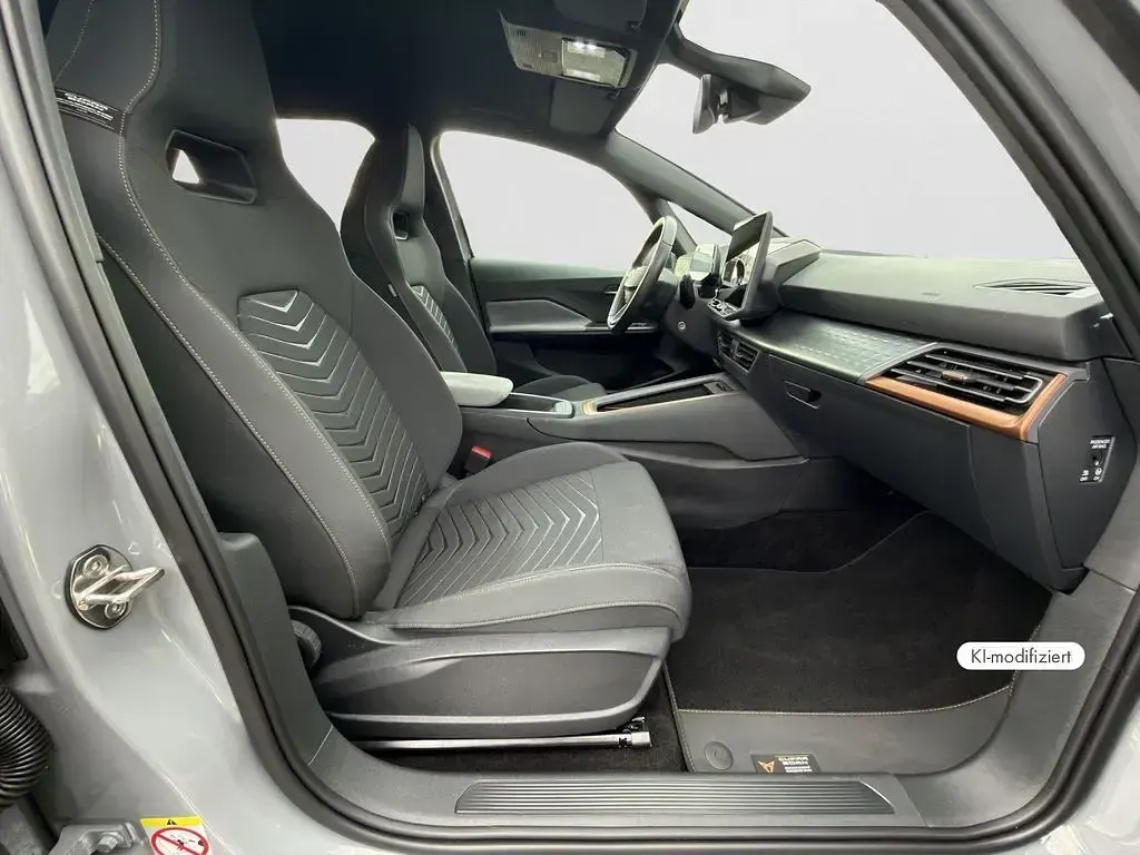 Gebraucht Cupra Born 169 kW (231 PS) 2024 Grau Kleinwagen