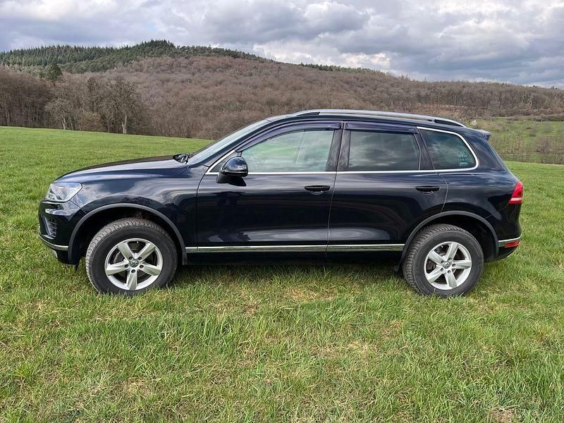 Gebraucht VW Touareg Exclusive 262 PS (192 kW) 2016 Schwarz SUV