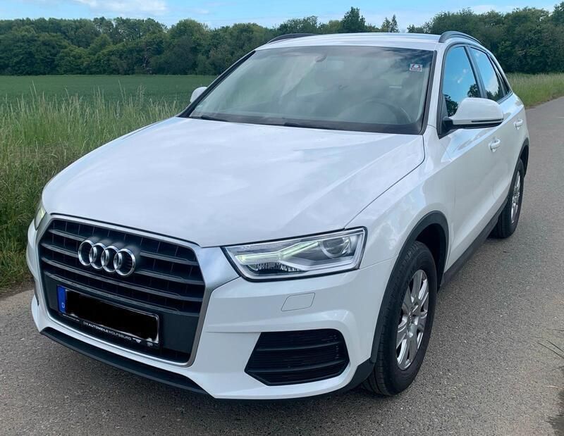Weiß Gebraucht 2015 Audi Q3 SUV | 13.200 € (Fairer Preis) - Bild 1/4