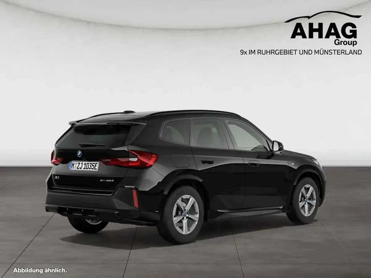 Gebraucht BMW X1 Performance 245 PS (180 kW) 2023 Schwarz SUV