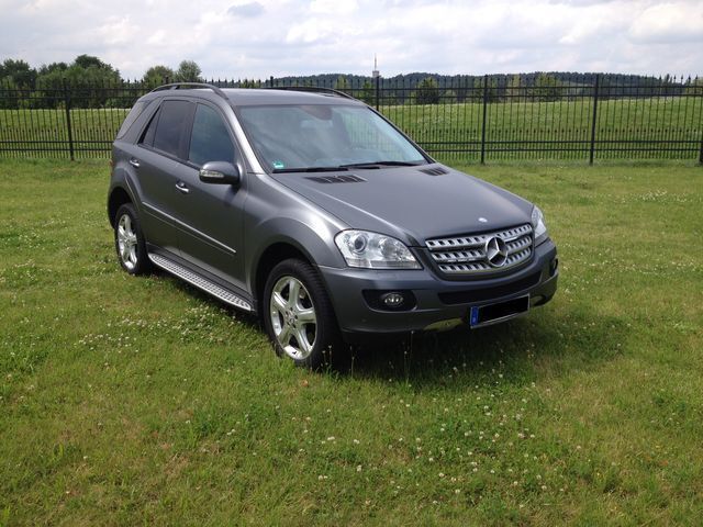 Gebraucht Mercedes ML420 306 PS (225 kW) 2007 Silber metallic SUV