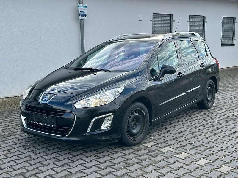 Gebraucht Peugeot 308 Active 111 PS (81 kW) 2011 Schwarz Kombi