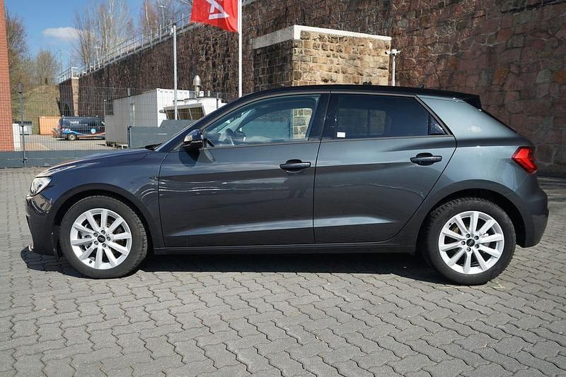 Gebraucht Audi A1 Sportback Advanced 110 PS (80 kW) 2024 Grau Kleinwagen