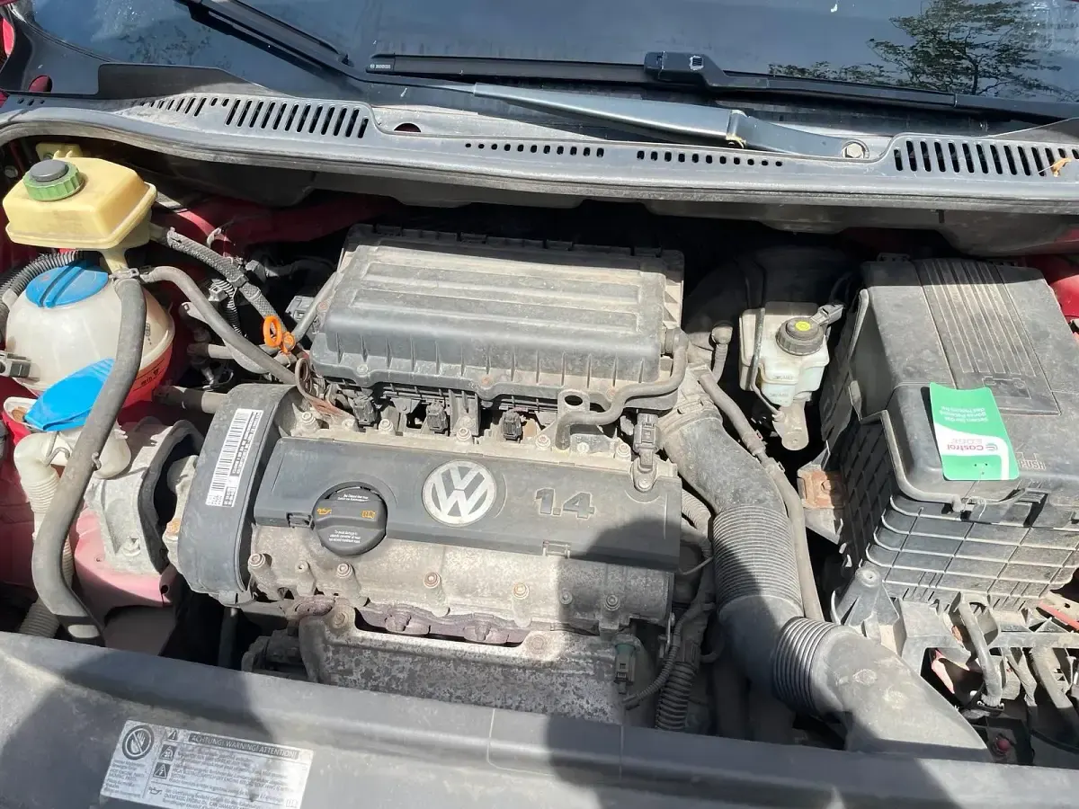 Gebraucht VW Caddy 80 PS (58 kW) 2010 Van / Kleinbus