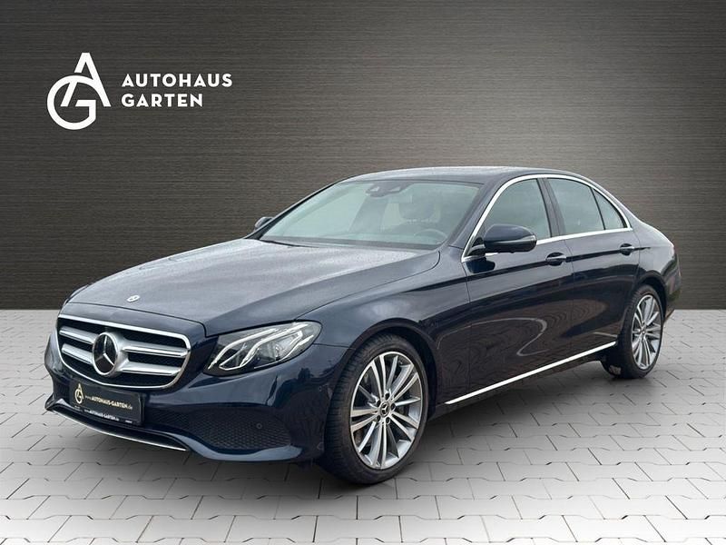 Cavansitblau Gebraucht 2018 Mercedes E350 Avantgarde Limousine | 28.950 € (Fairer Preis) - Bild 1/4