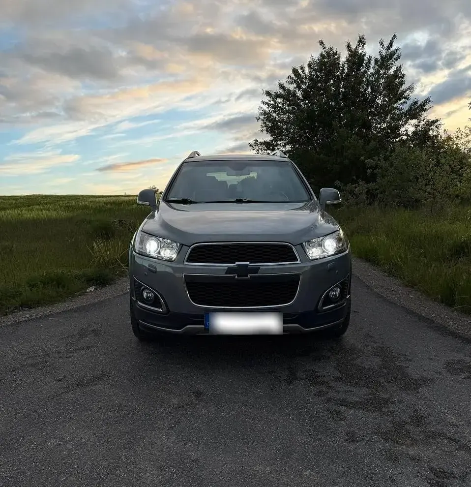 Gebraucht Chevrolet Captiva 185 PS (136 kW) 2014 Grau SUV