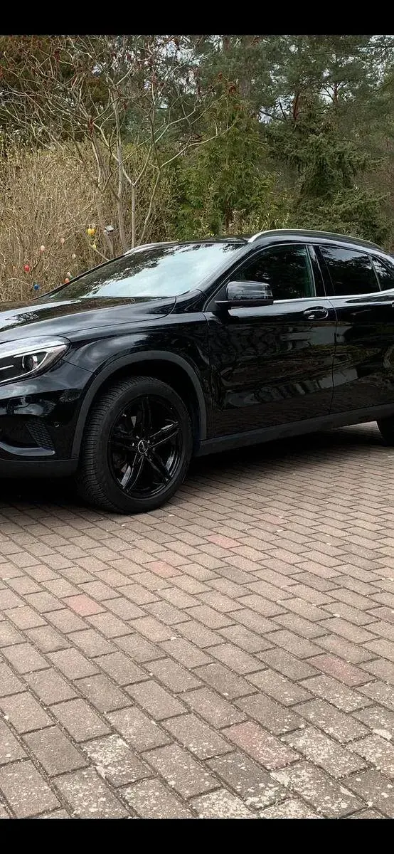 Gebraucht Mercedes GLA200 136 PS (100 kW) 2015 Schwarz SUV