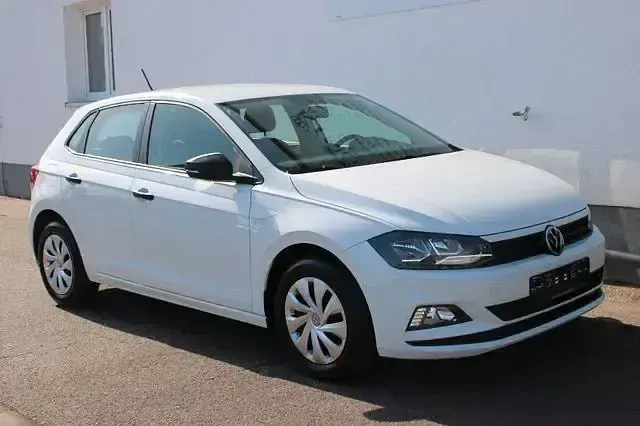 Gebraucht VW Polo Trendline 110 PS (80 kW) 2019 Andere Kleinwagen