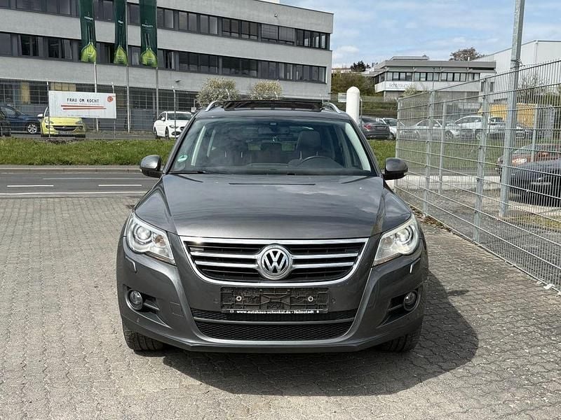 Second-hand VW Tiguan Team 200 CP (147 kW) 2011 Gri SUV